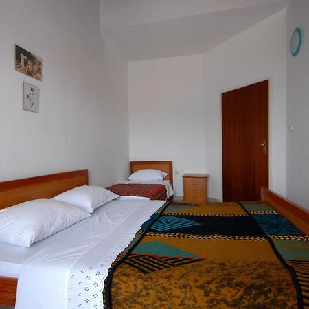 Apartments And Rooms With A Swimming Pool Kali, Ugljan - 14083 Δωμάτιο φωτογραφία