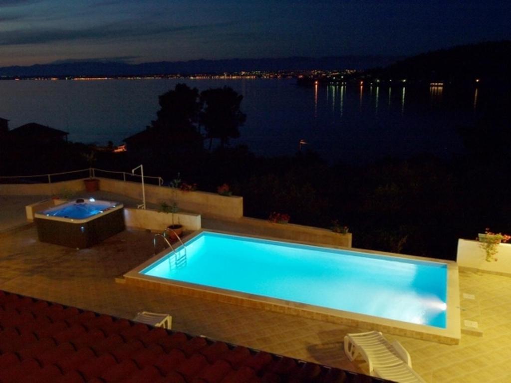 Apartments And Rooms With A Swimming Pool Kali, Ugljan - 14083 Εξωτερικό φωτογραφία