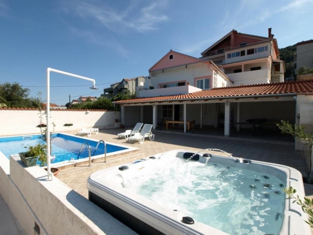 Apartments And Rooms With A Swimming Pool Kali, Ugljan - 14083 Εξωτερικό φωτογραφία
