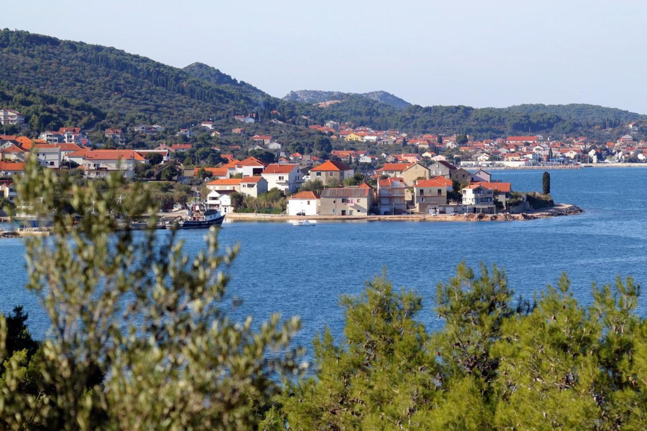 Apartments And Rooms With A Swimming Pool Kali, Ugljan - 14083 Εξωτερικό φωτογραφία