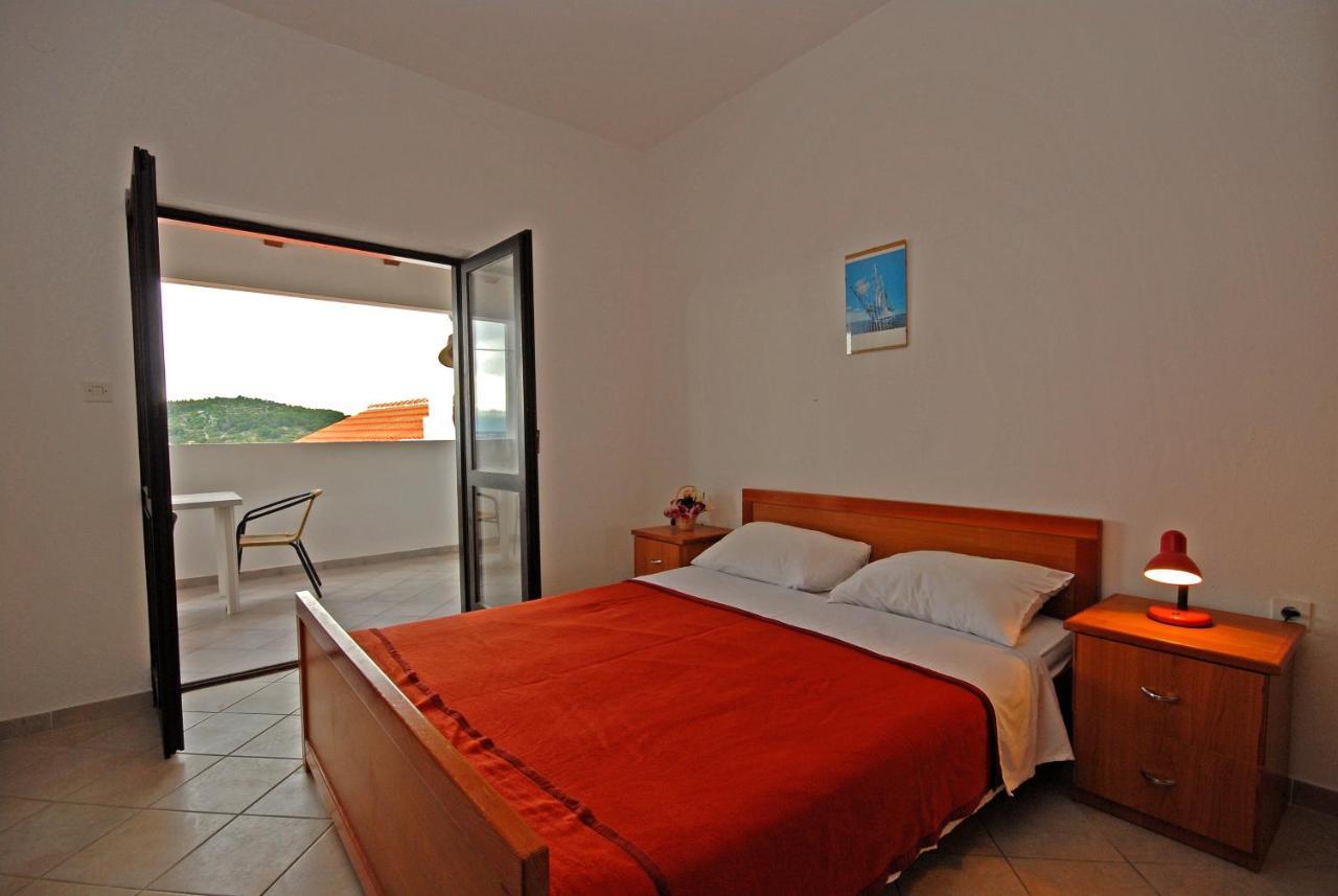 Apartments And Rooms With A Swimming Pool Kali, Ugljan - 14083 Εξωτερικό φωτογραφία