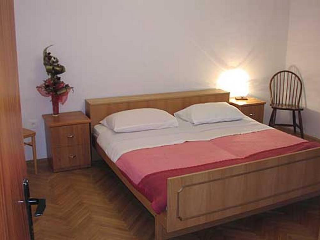 Apartments And Rooms With A Swimming Pool Kali, Ugljan - 14083 Εξωτερικό φωτογραφία