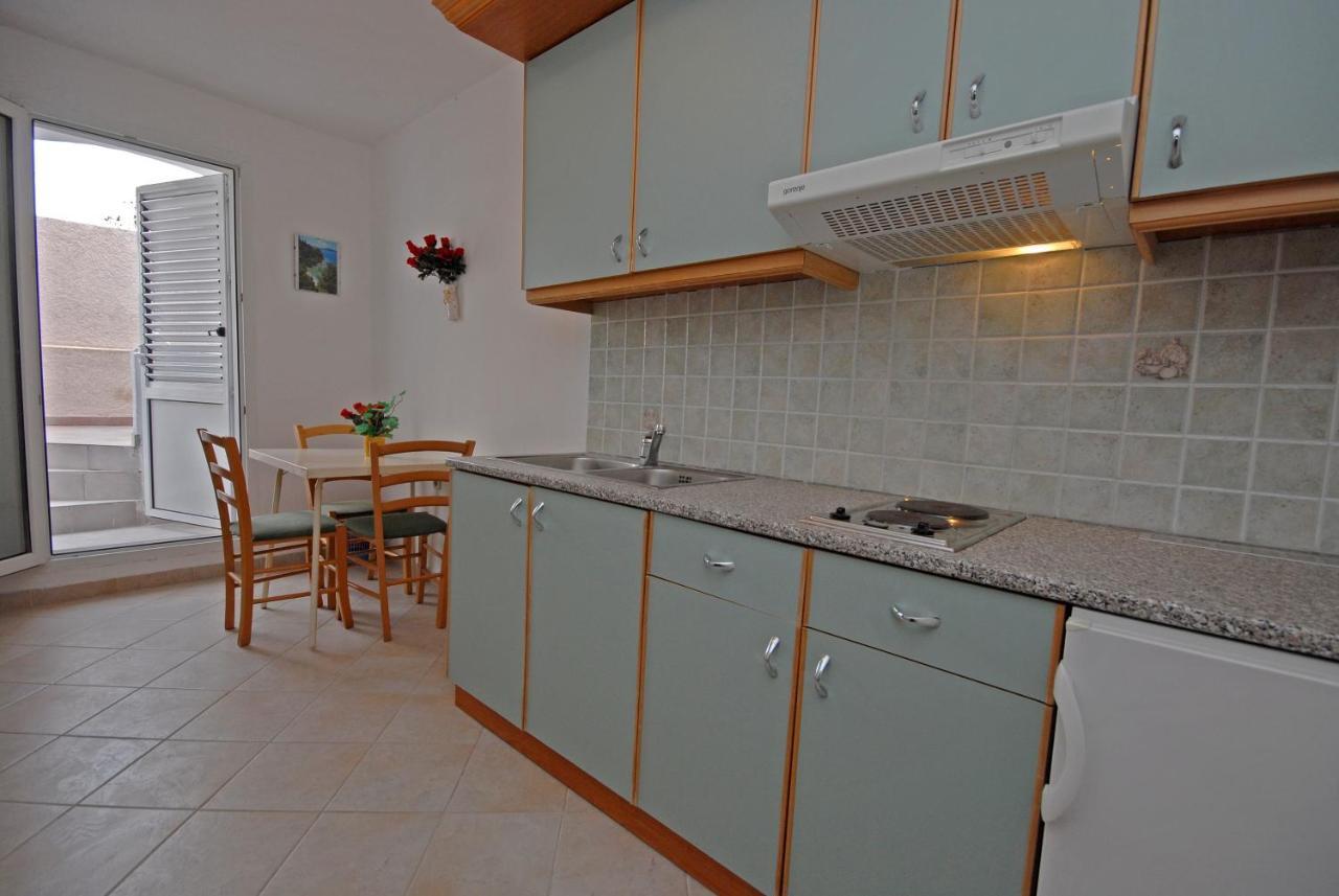Apartments And Rooms With A Swimming Pool Kali, Ugljan - 14083 Εξωτερικό φωτογραφία
