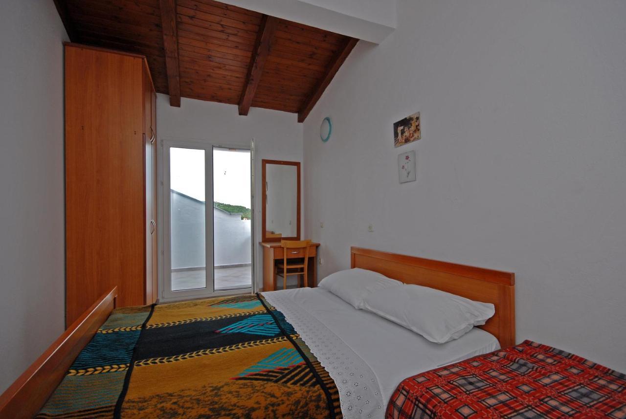 Apartments And Rooms With A Swimming Pool Kali, Ugljan - 14083 Εξωτερικό φωτογραφία